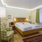 Kirchenwirt Restaurant Wachau 4*