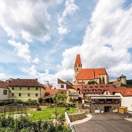 Hotel Hotel-restaurant Kirchenwirt Weissenkirchen in der Wachau