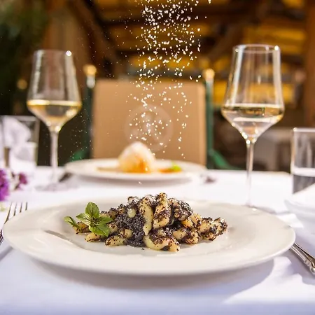 Hotel-restaurant Kirchenwirt Hotel 4*