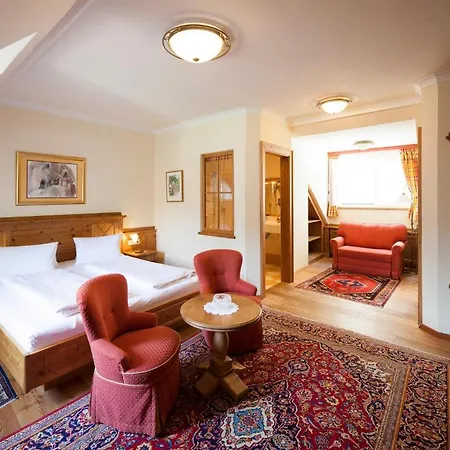 Hotel-restaurant Kirchenwirt Hotel 4*