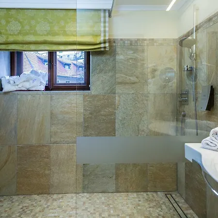 Hotel Hotel-restaurant Kirchenwirt Weissenkirchen in der Wachau