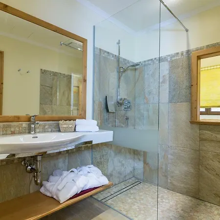 Hotel-restaurant Kirchenwirt Hotel