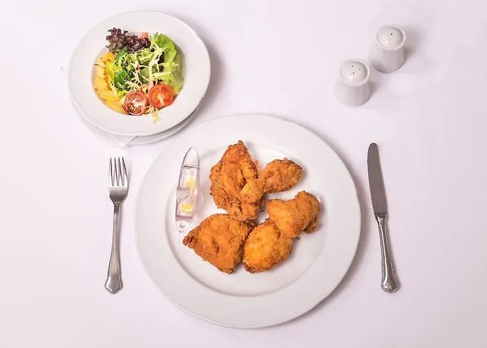 ホテル Kirchenwirt Restaurant Wachau