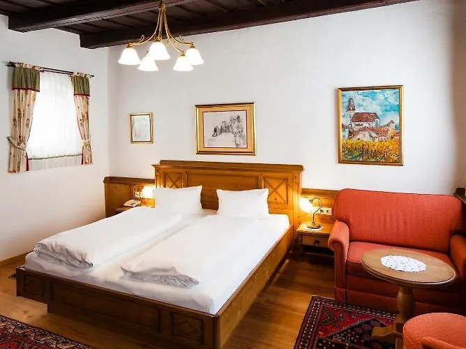 Kirchenwirt Restaurant Wachau Hotel 4*