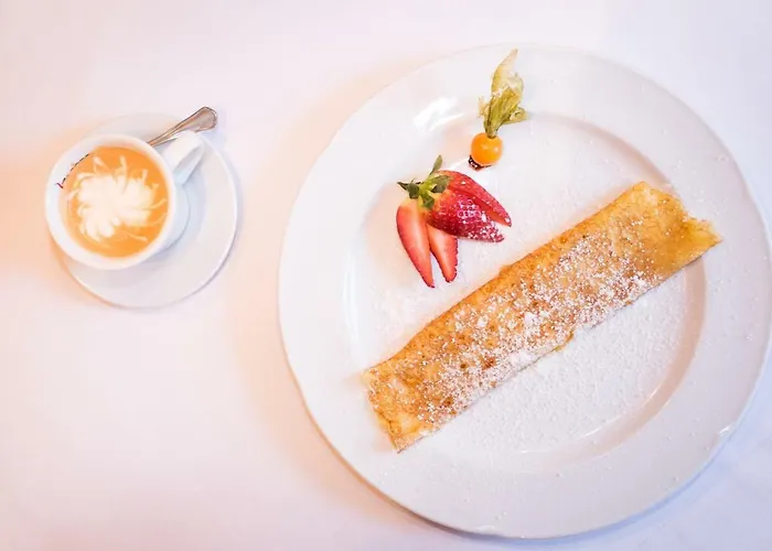 ホテル Kirchenwirt Restaurant Wachau ヴァイセンキルヒェン・イン・デア・ヴァッハウ