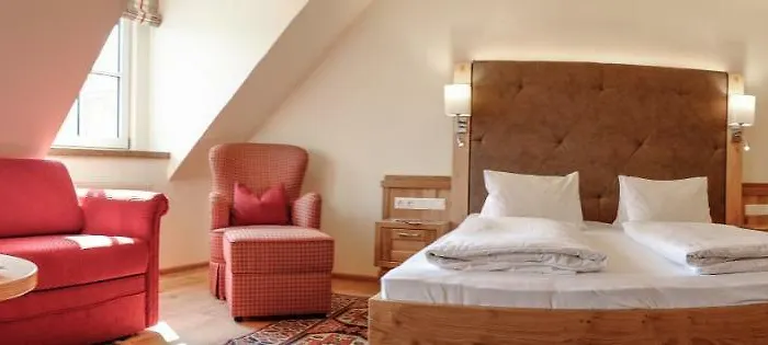 Hotel Kirchenwirt Restaurant Wachau 4*