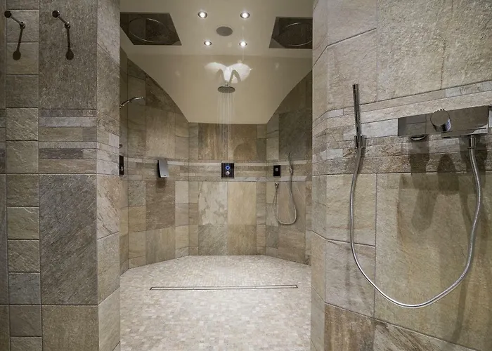 Hotel Kirchenwirt Restaurant Wachau 4*