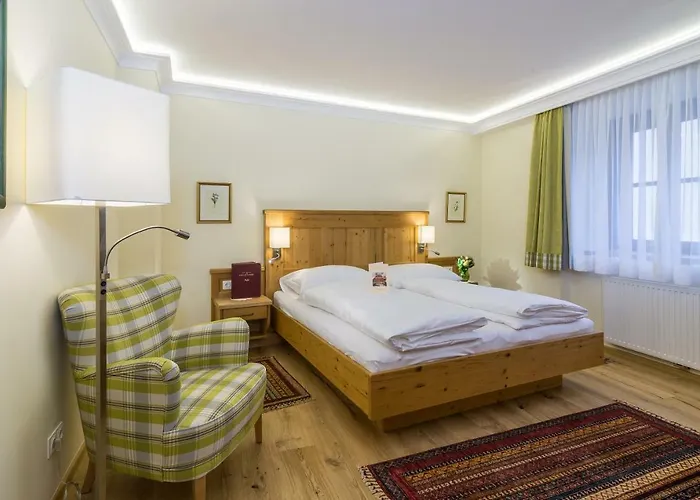 Kirchenwirt Restaurant Wachau 4*